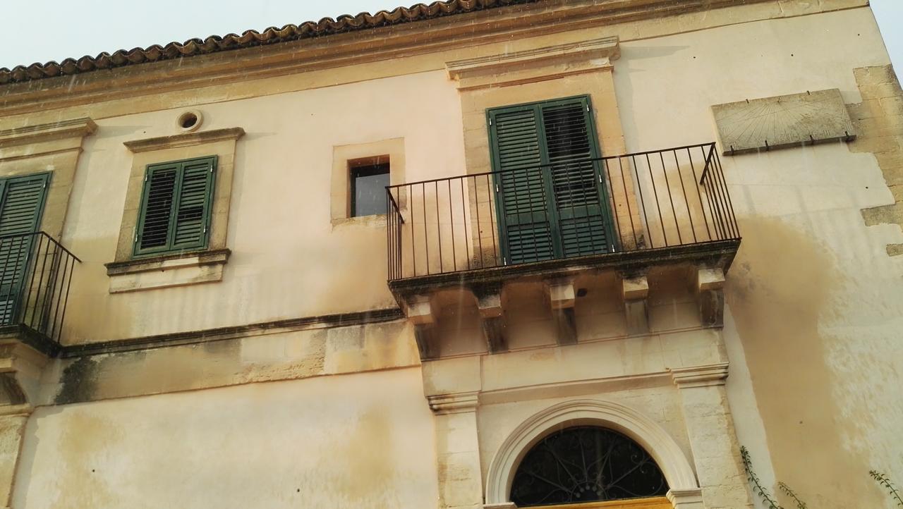 Villa Zottopera - Dimora Di Sicilia Киарамонте Гулфи Екстериор снимка